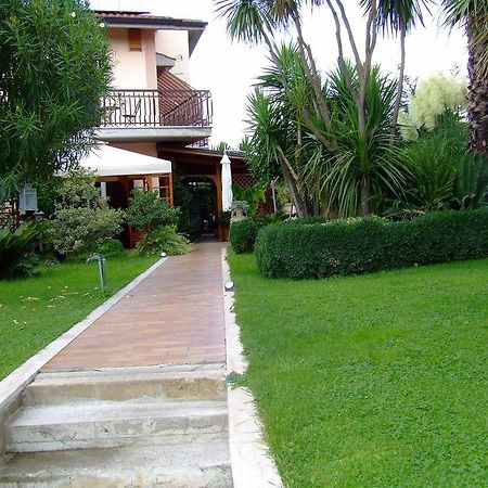 Bed and Breakfast Ciao Ciao Roma Экстерьер фото